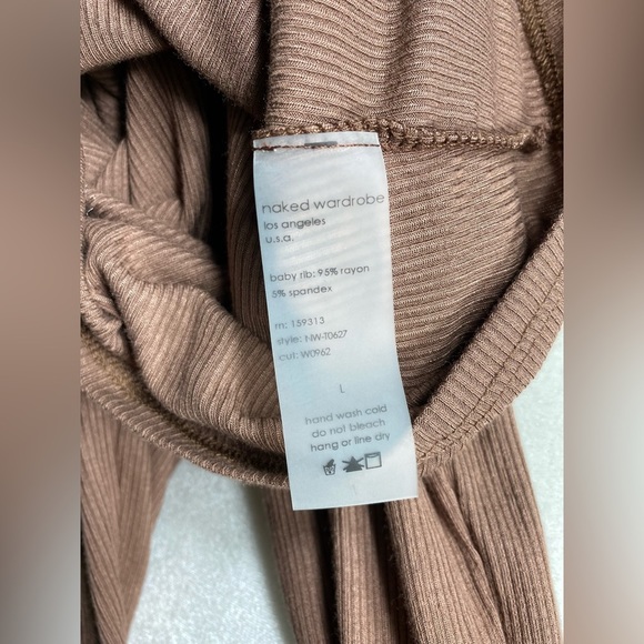 Large naked wardrobe LH Brown Tan Ribbed Long Sleeve Cropped Shirt - Picture 6 of 6